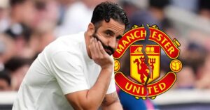 Manchester United bị chỉ trích vì 2 thương vụ chuyển nhượng